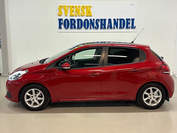 Peugeot 208 5 of 5