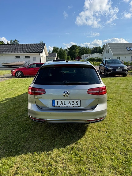 Volkswagen Passat 5 of 5