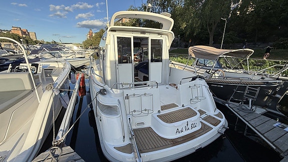 Aquador 28 C / Mercruiser 4,2 Cummins - 06 2 of 5