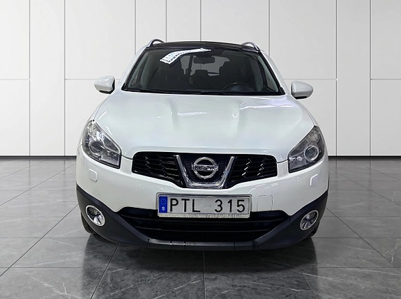 Nissan Qashqai+2 2 of 5
