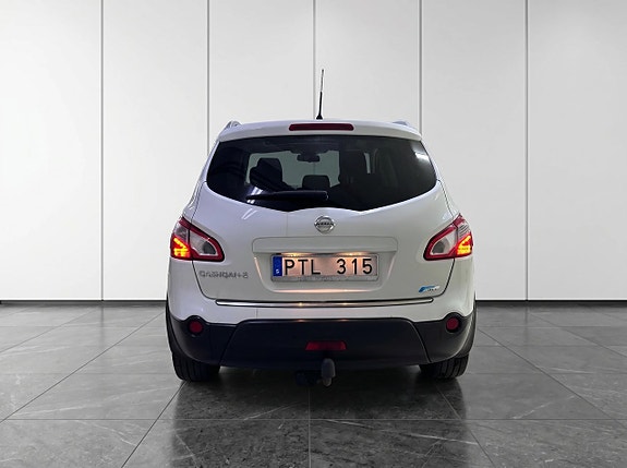 Nissan Qashqai+2 8 of 17