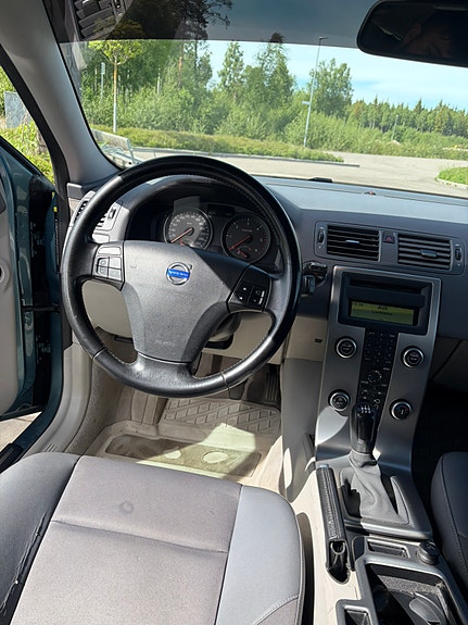 Volvo V50 5 of 5