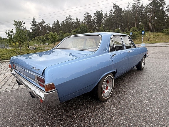 Opel Admiral 5 of 5