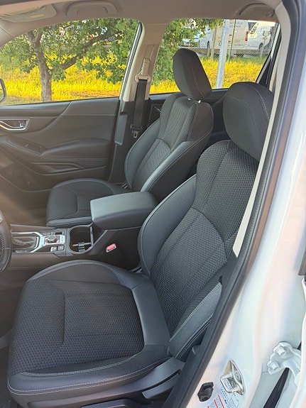 Subaru Forester 4 of 5