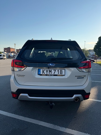 Subaru Forester 3 of 5
