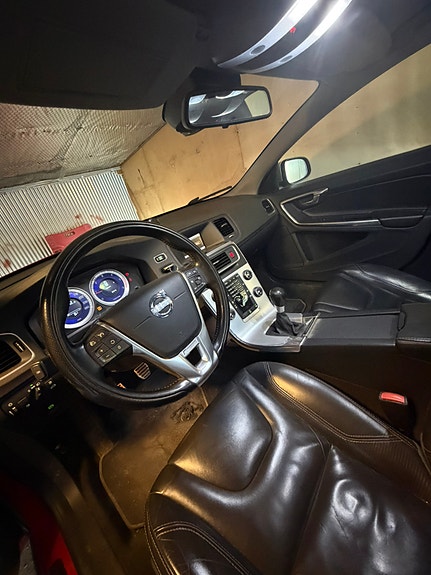 Volvo S60 5 of 5
