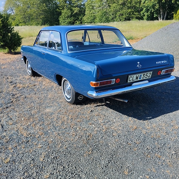 Opel Rekord 2 of 5