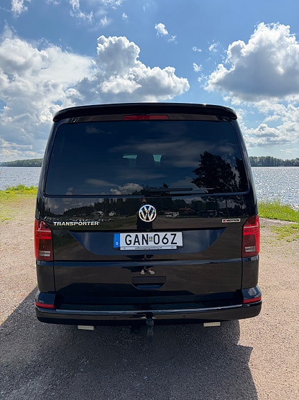Volkswagen Transporter 2 of 5