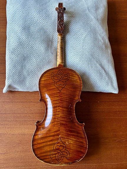Product image 3 of 17