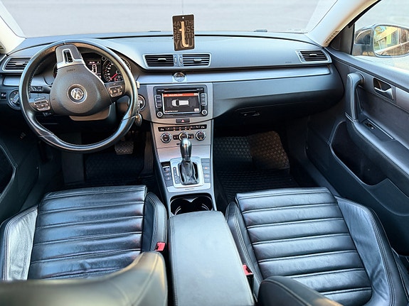 Volkswagen Passat 4 of 5