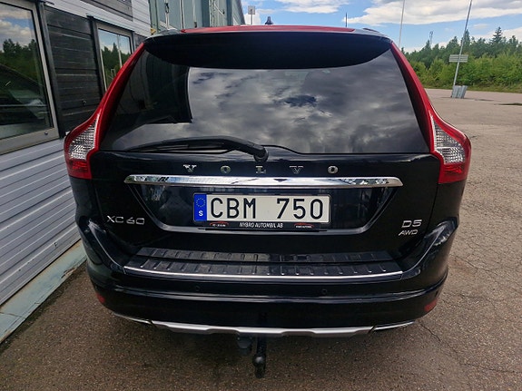 Volvo XC60 4 of 5