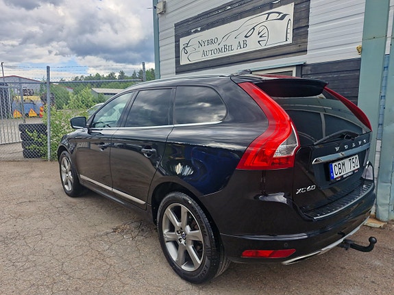 Volvo XC60 15 of 16