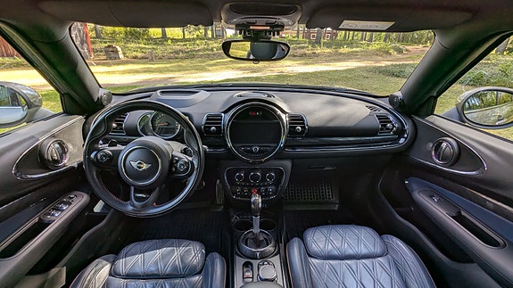 MINI Clubman Cooper S 11 of 16