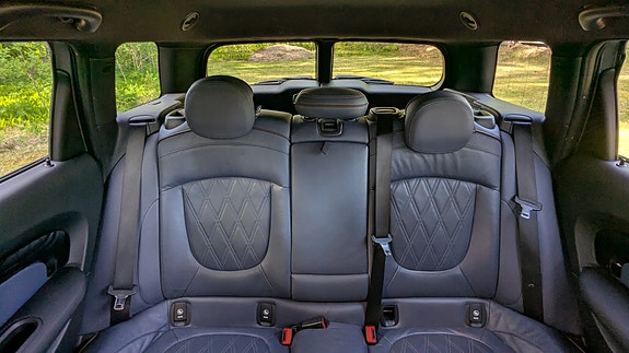 MINI Clubman Cooper S 9 of 16