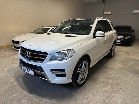 Mercedes-Benz ML350 6 of 30