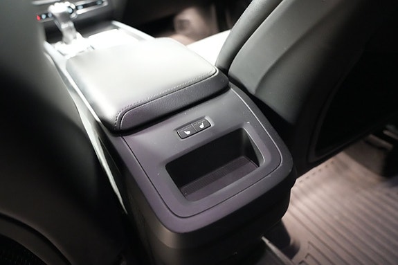 Volvo XC60 21 of 26