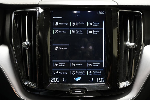 Volvo XC60 16 of 26