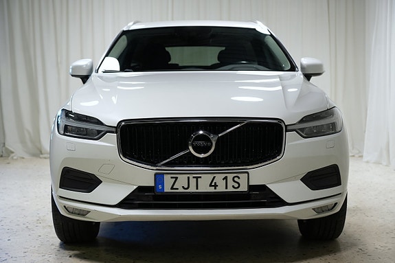 Volvo XC60 3 of 5