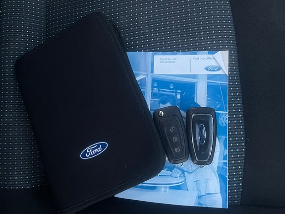 Ford Mondeo 11 of 11