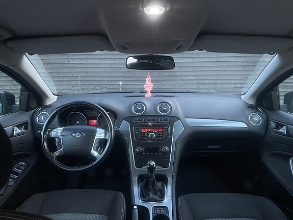 Ford Mondeo 5 of 11