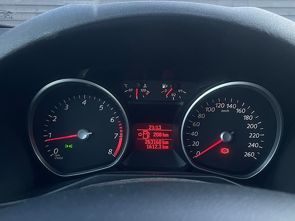 Ford Mondeo 8 of 11