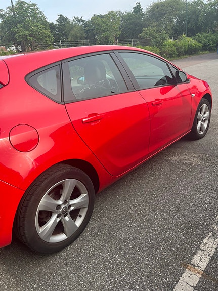 Opel Astra 3 of 5