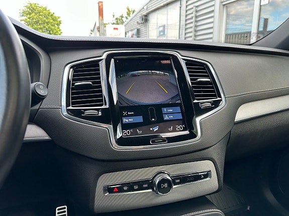 Volvo XC90 20 of 27