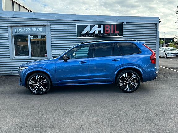 Volvo XC90 2 of 5