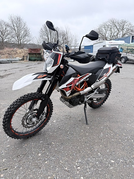 KTM 690 ENDURO R 2 of 4
