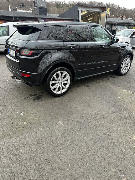 Land Rover Range Rover Evoque 5 of 5