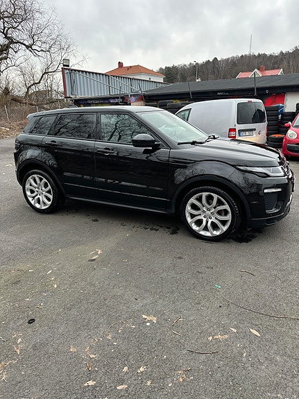 Land Rover Range Rover Evoque 4 of 5