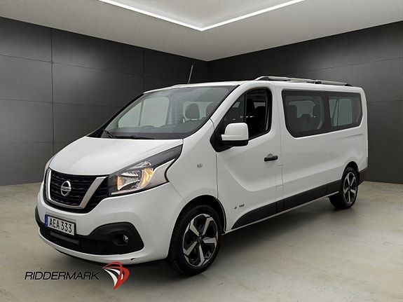 Nissan NV300 3 of 5