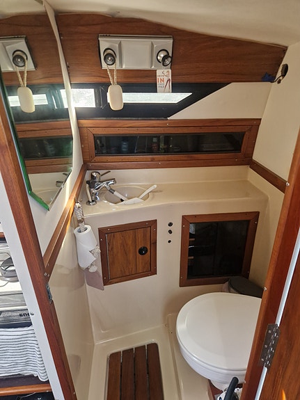 Daycruiser Century 300 Grande 6 of 8