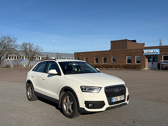 Audi Q3 3 of 5