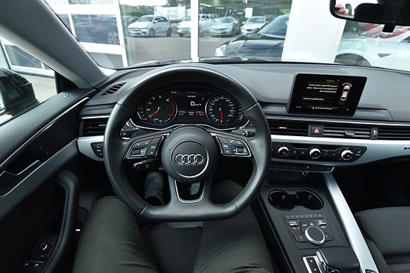 Audi A5 14 of 22