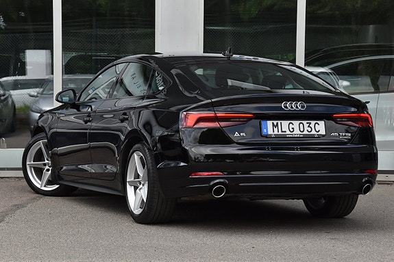 Audi A5 4 of 5