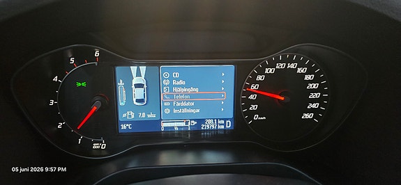 Ford Galaxy 2 of 5