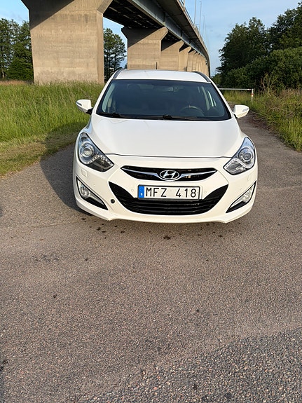 Hyundai i40 3 of 5