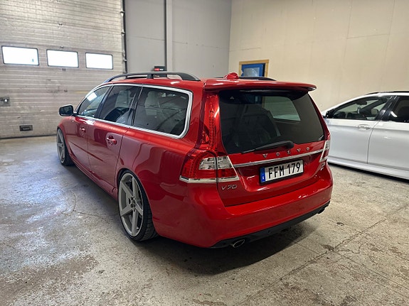 Volvo V70 5 of 5