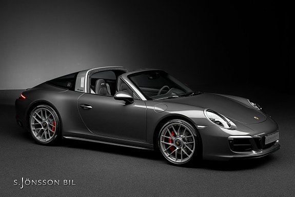 Porsche 911 Targa 4 GTS 5 of 5