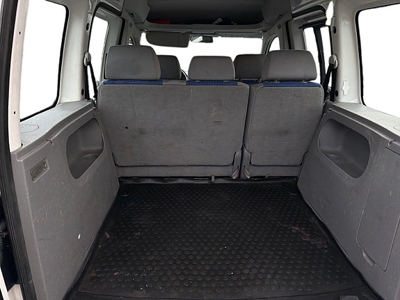 Volkswagen Caddy 17 of 20