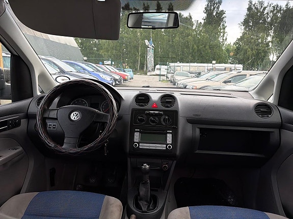Volkswagen Caddy 13 of 19