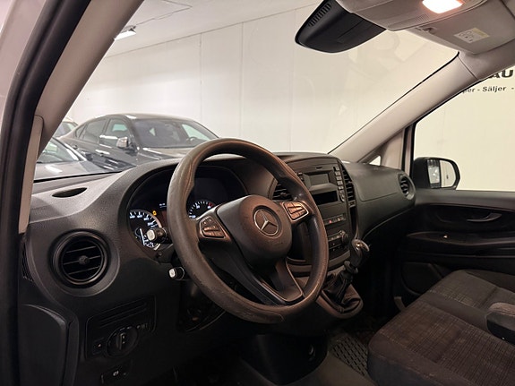 Mercedes-Benz Vito 111 12 of 25