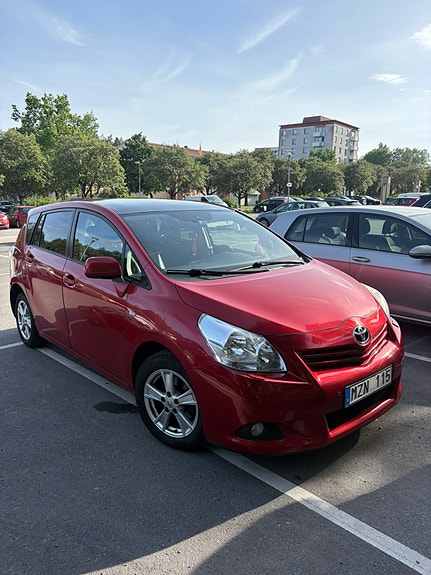 Toyota Verso 3 of 5