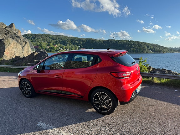 Renault Clio 2 of 5
