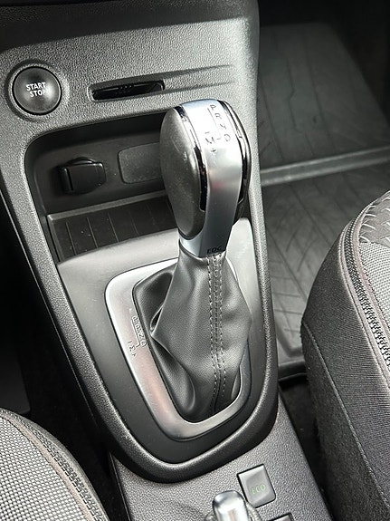 Renault Captur 12 of 12