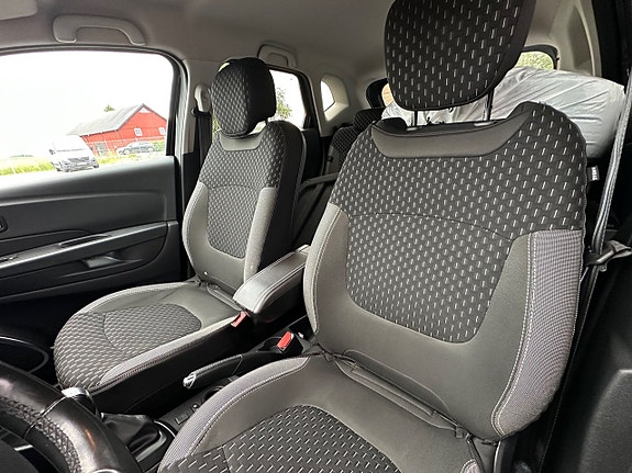 Renault Captur 10 of 12