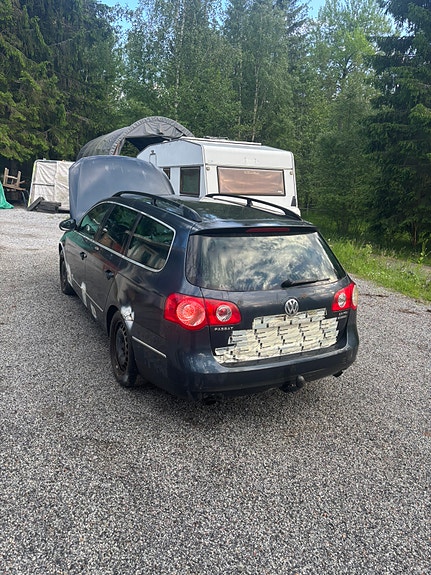 Volkswagen Passat 4 of 4