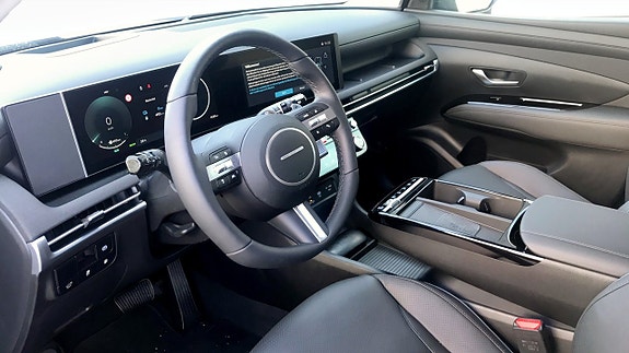Hyundai Tucson 4 of 9