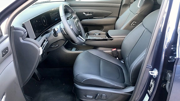 Hyundai Tucson 5 of 9